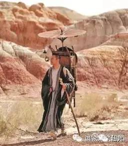 玄奘法师为什么要背个大登山包? 玄奘法师为什么要背个大登山包?
