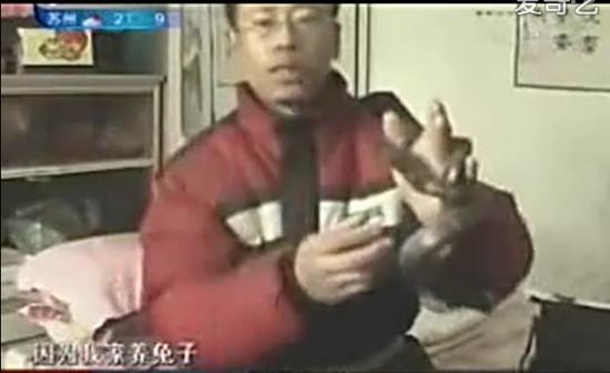 ����С�����һ����_С�߱�������С��ĸ��(ͼ)