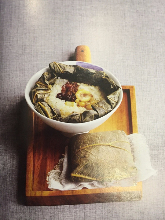 一个人的饭咋做?简单养生的荷叶饭必须学起来 一个人的饭咋做?简单养生的荷叶饭必须学起来