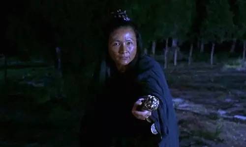 ������Ӱ��֣���壺ÿ�ܳ�һ������վ�����ÿ�곭һ�����زؾ���