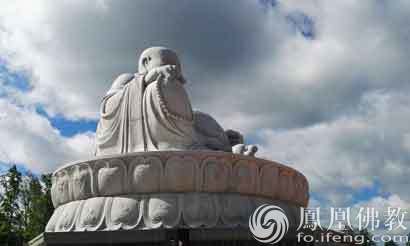 女子派人猎杀大象_象牙到手却被雷击吐血而亡 女子派人猎杀大象_象牙到手却被雷击吐血而亡